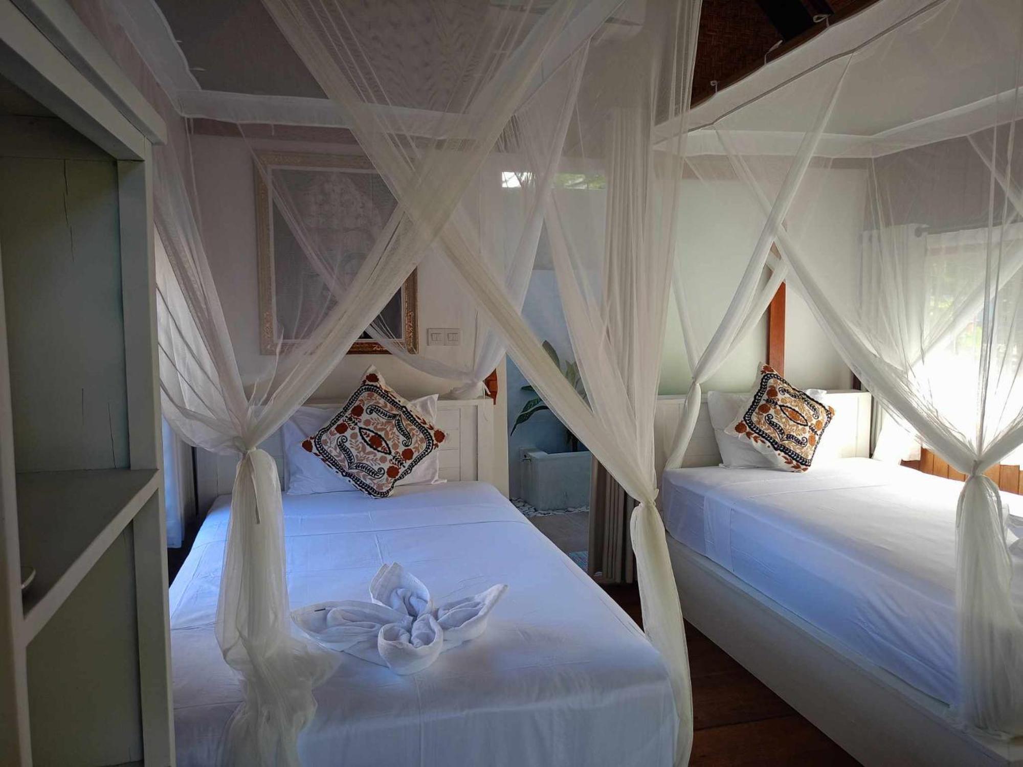Bintang Tiga Bungalows Гили-Эйр Экстерьер фото