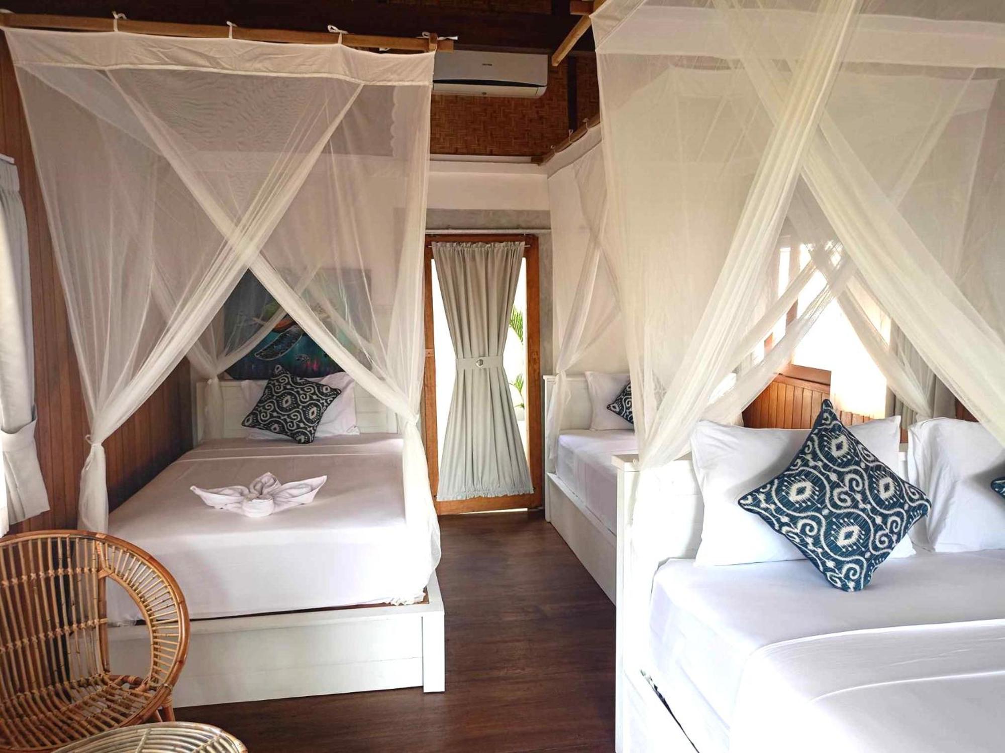 Bintang Tiga Bungalows Гили-Эйр Экстерьер фото