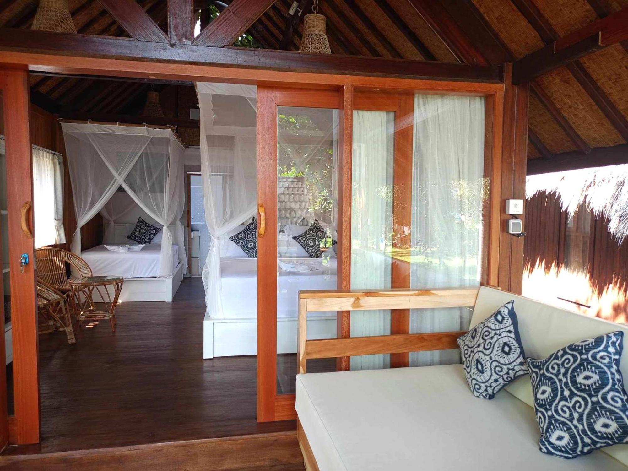 Bintang Tiga Bungalows Гили-Эйр Экстерьер фото