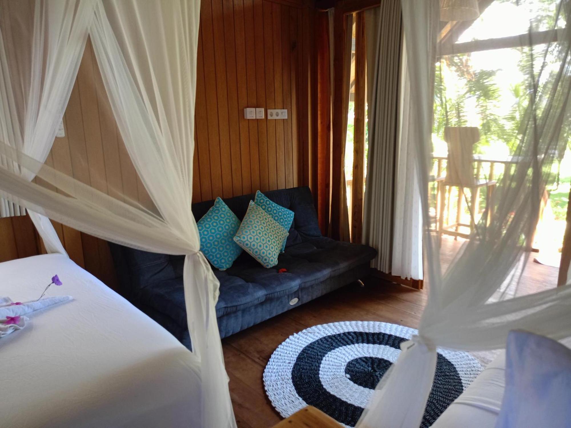 Bintang Tiga Bungalows Гили-Эйр Экстерьер фото